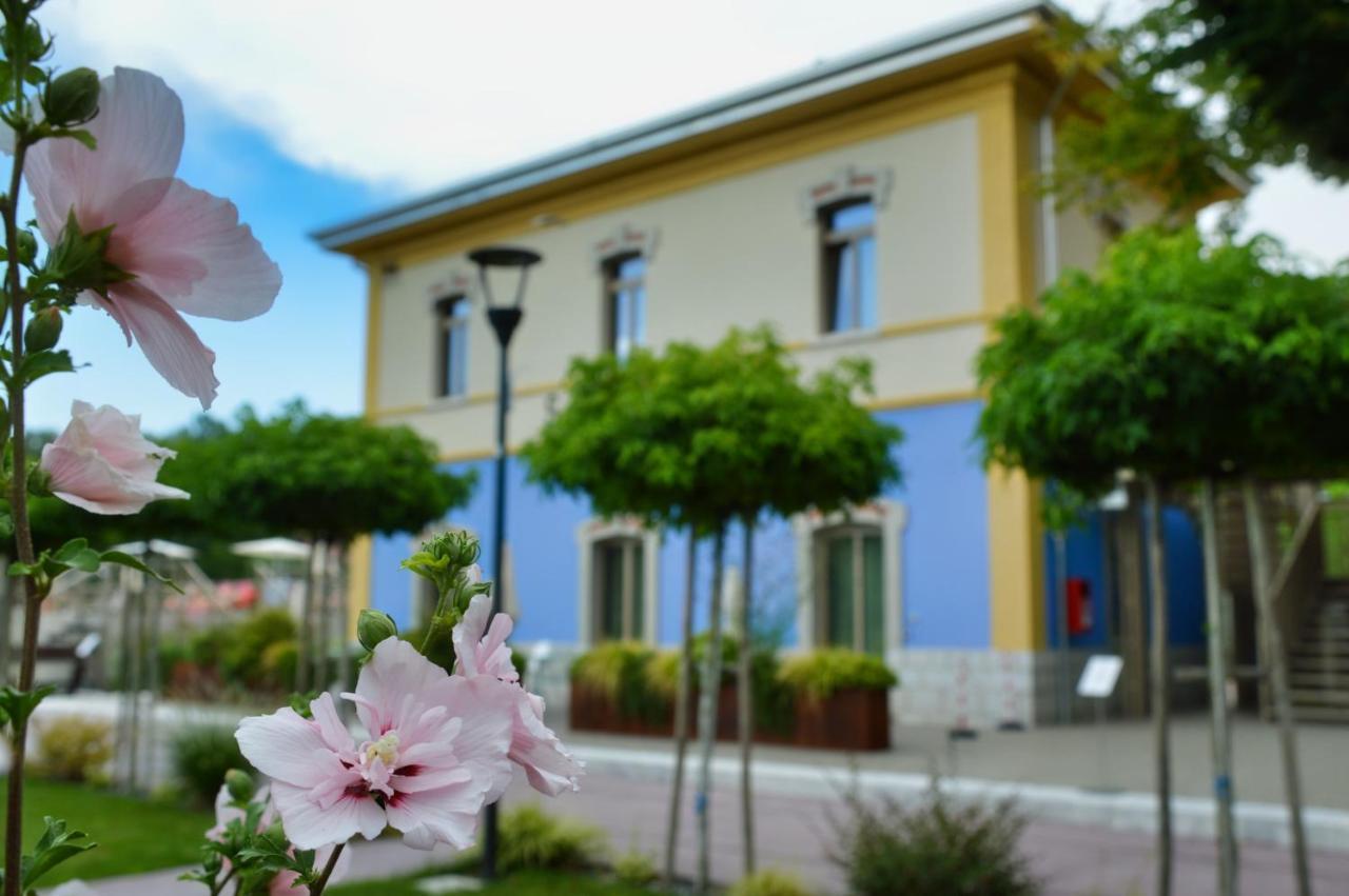 Borgo Stazione Bike Inn Valeggio sul Mincio Kültér fotó